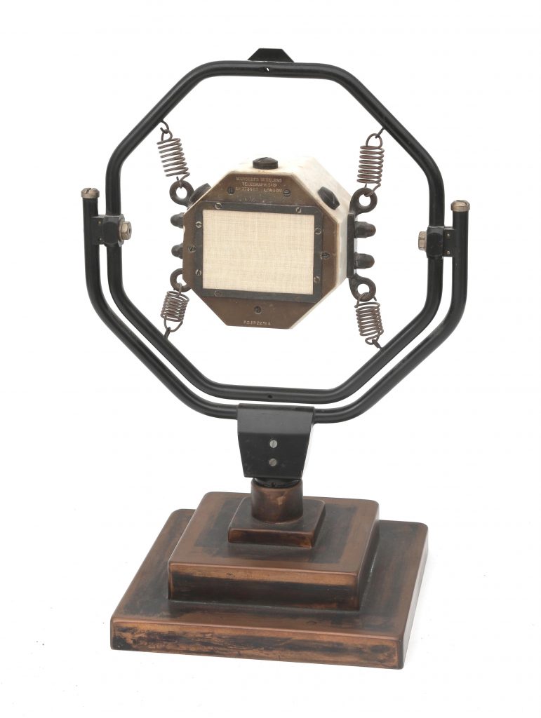 A brief history of microphones Micpedia